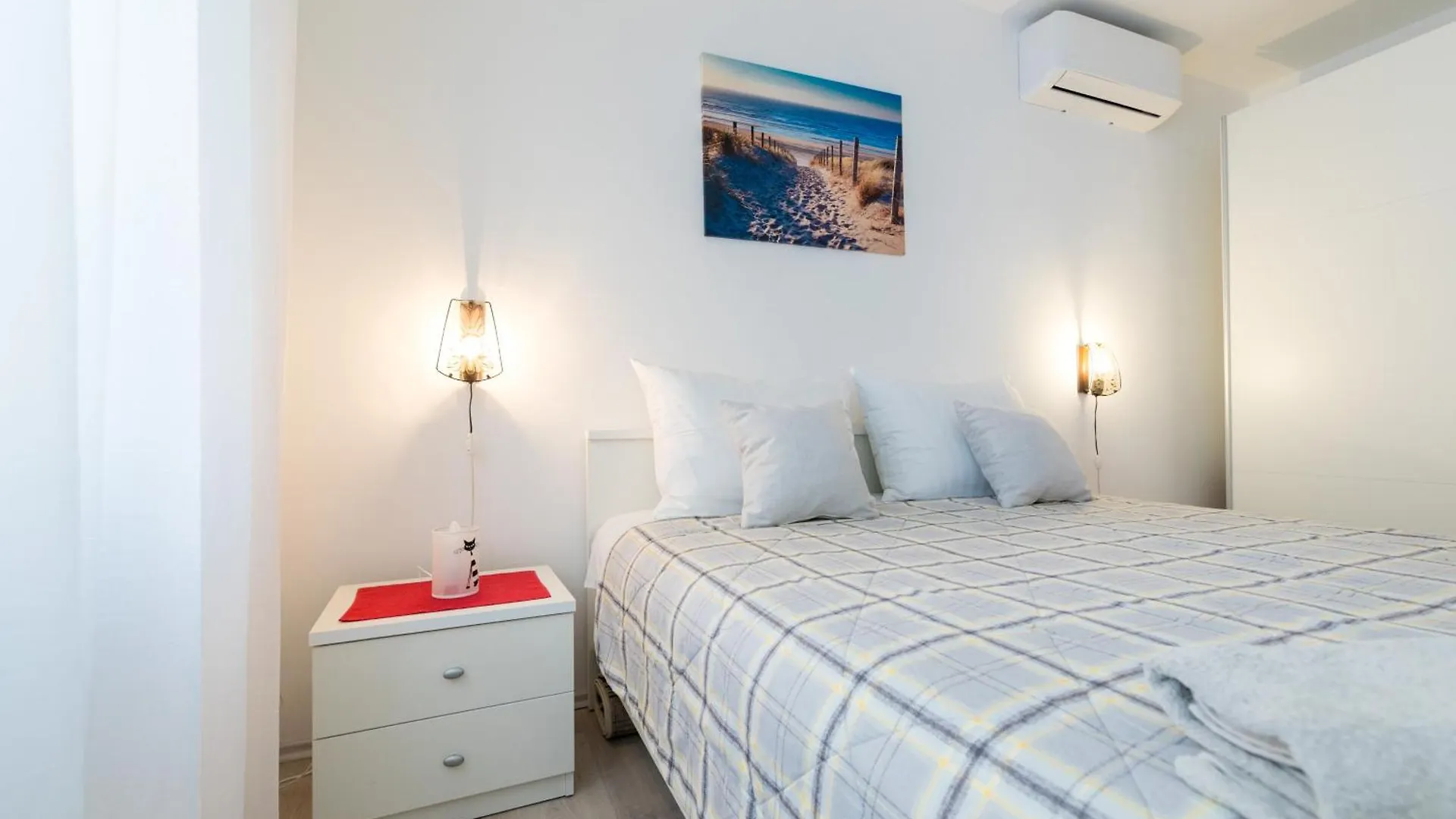 Apartment Katica With A Spacious Terrace باشْكا